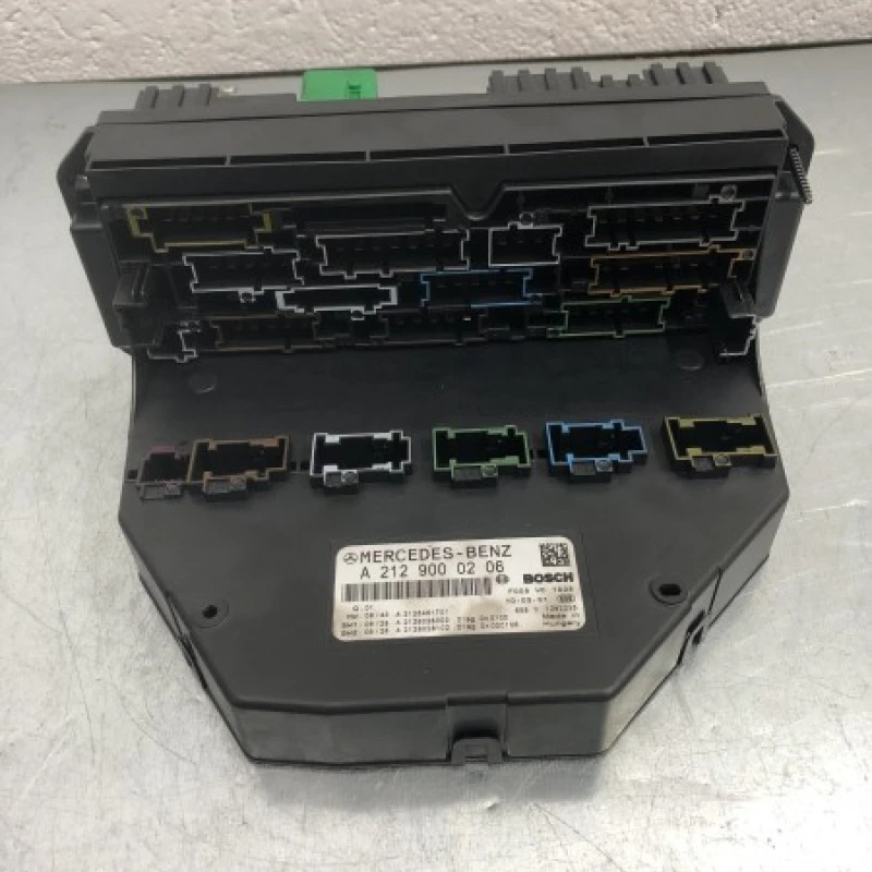 Modul SAM / Mercedes-Benz E Class W212 2010 / Audio si electronice