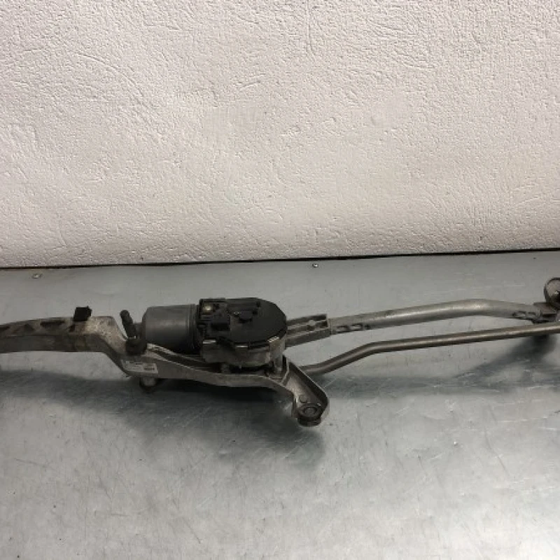 Ansamblu stergatoare cu motoras / Mercedes-Benz E Class W212 2010 / Caroserie, oglinzi si faruri