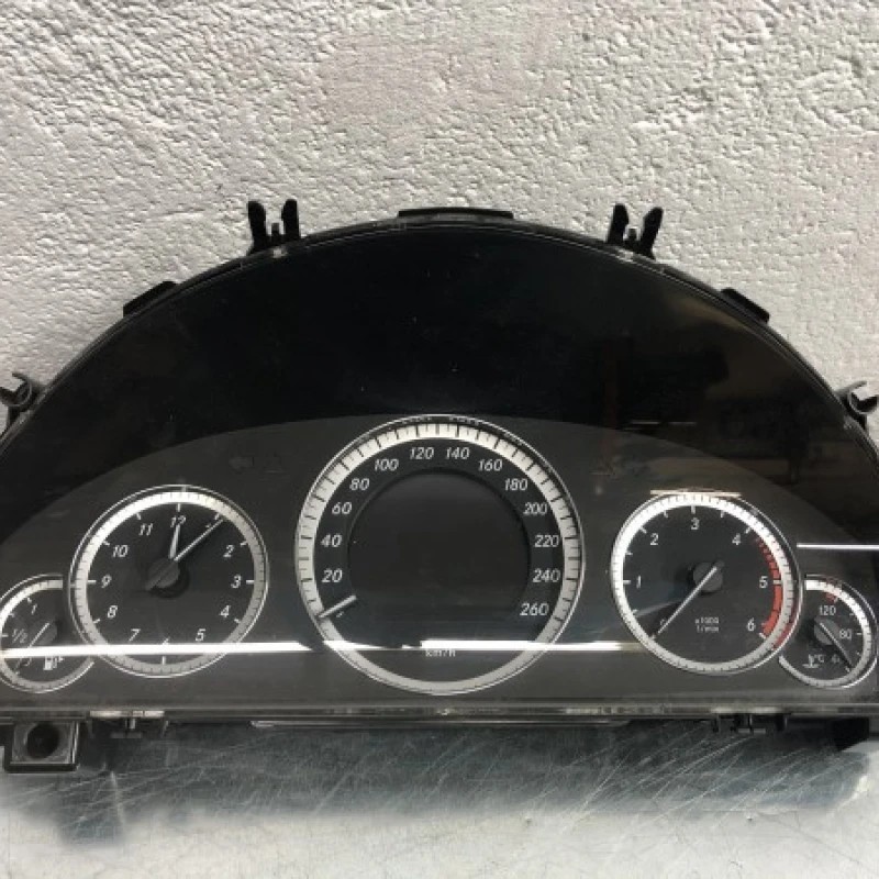 Ceas bord Mercedes-Benz E Class W212 2010