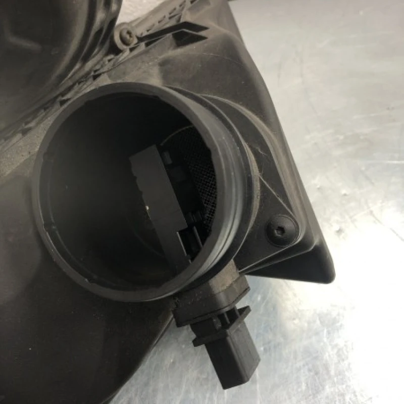 Carcasa filtru aer / Audi A4 B8 2010 / Motor, racire si evacuare