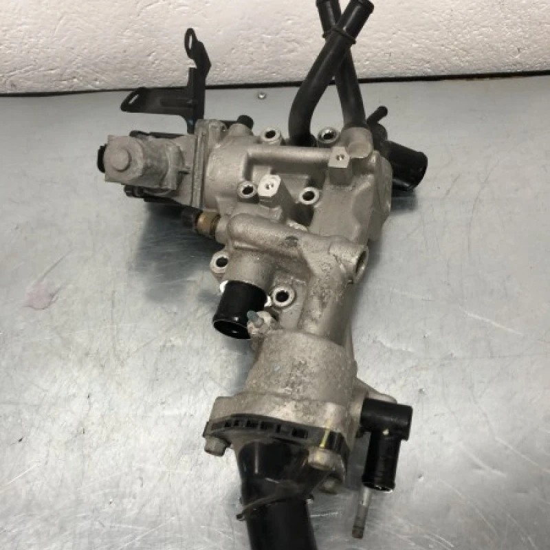 EGR / Kia Sorento Sorento 2013 / Motor, racire si evacuare
