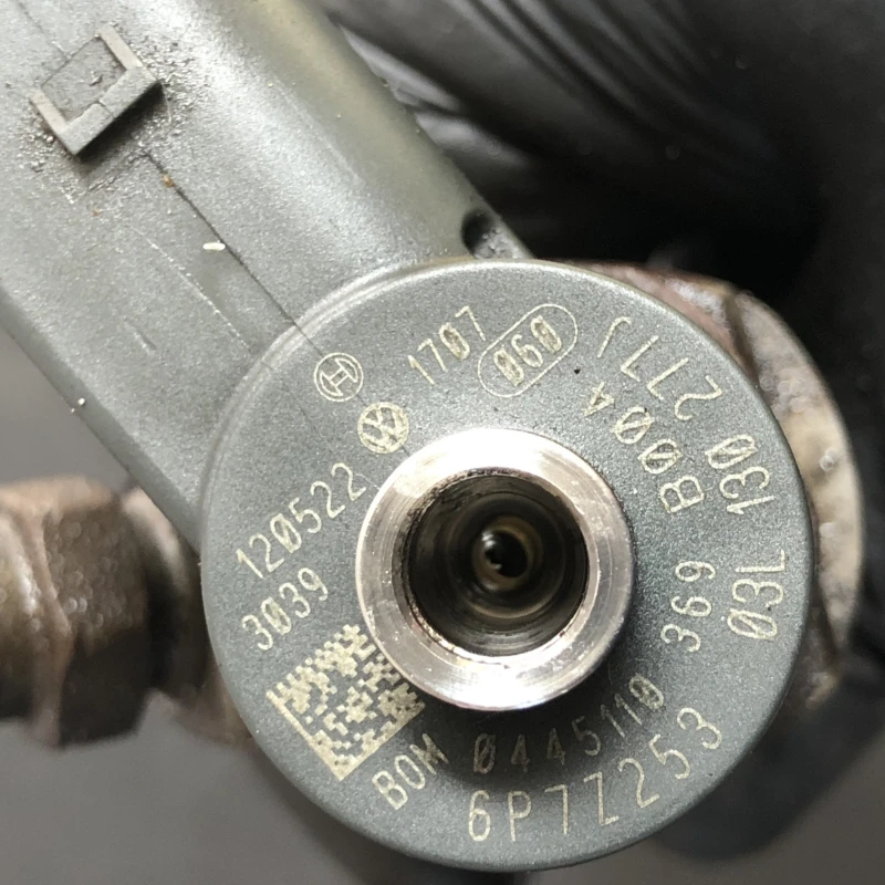 Injector / Audi A4 B8 2013 / Motor, racire si evacuare