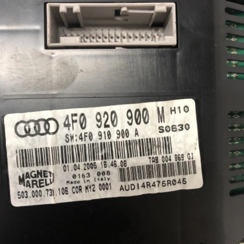 Ceas bord / Audi A6 C6 2008 / Audio si electronice