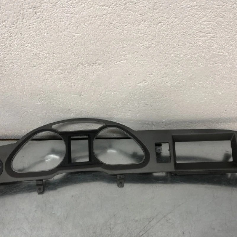 Ornament trim ceas bord / Audi A6 C6 2008 / Interior