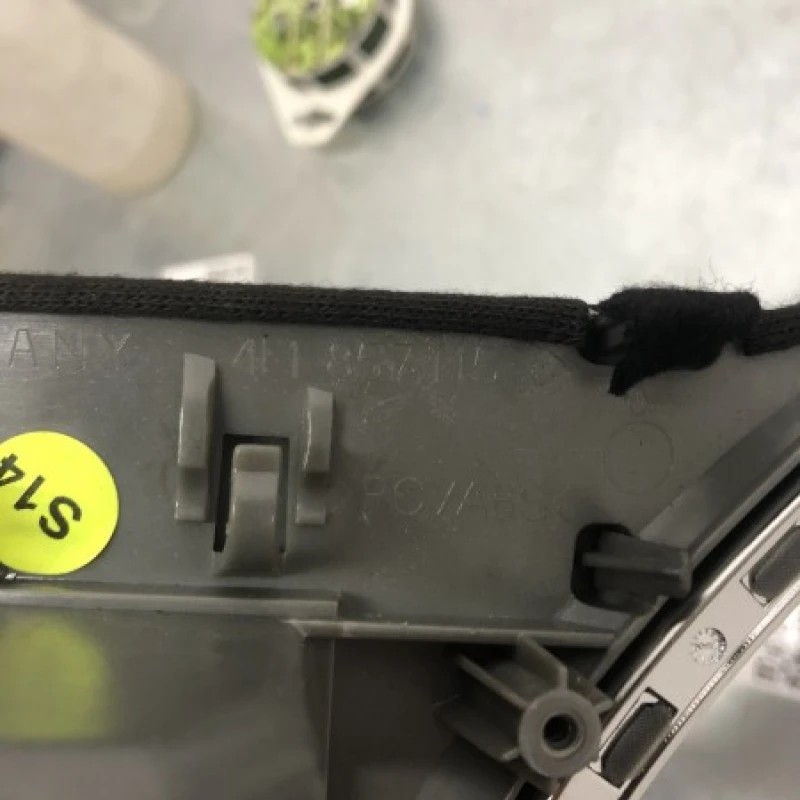 Ornament trim ceas bord / Audi A6 C6 2008 / Interior