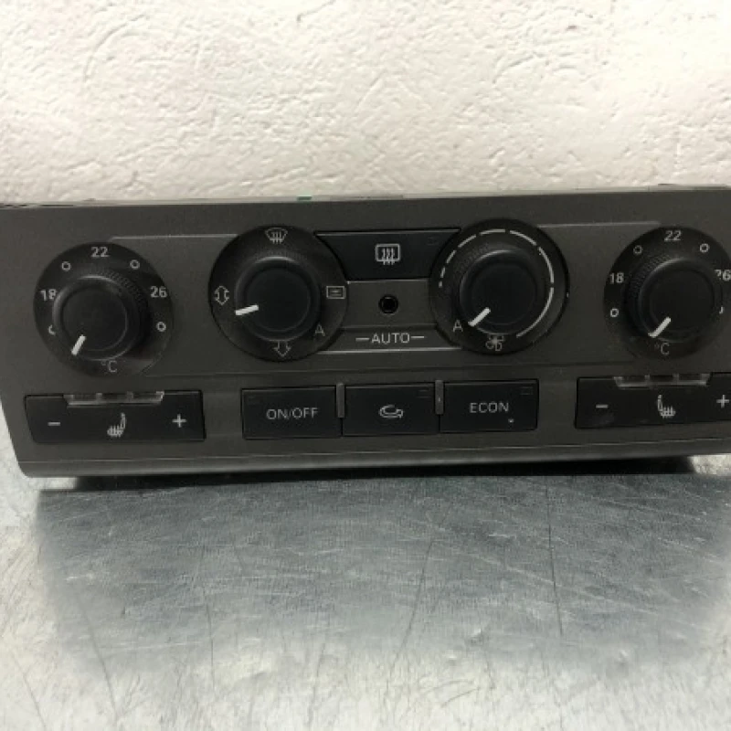 Panou climatronic / Audi A6 C6 2008 / Climatizare
