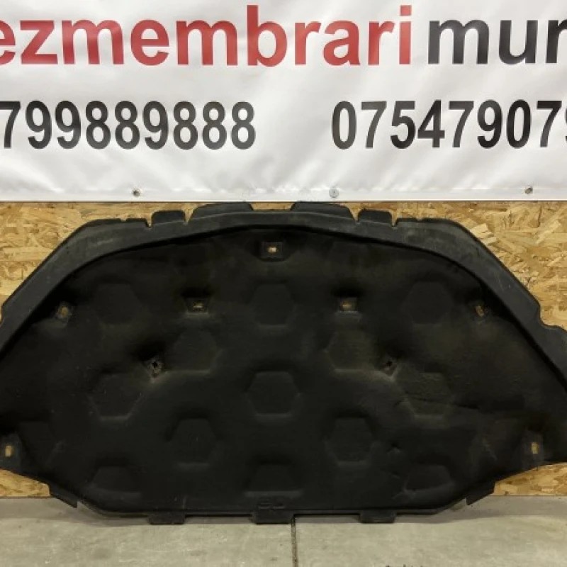 Capitonaj capota Volvo V70 V70 2010