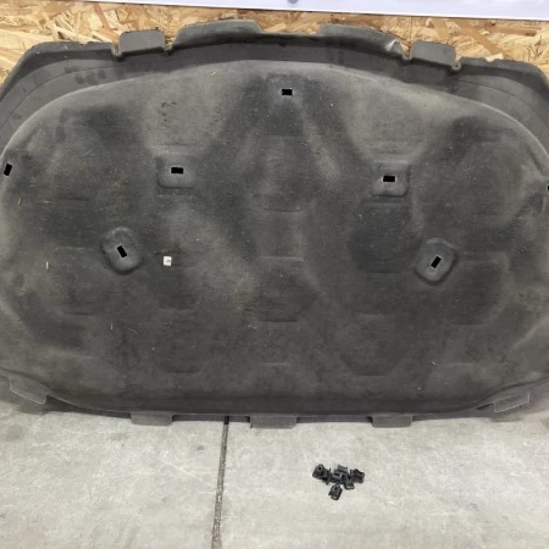 Capitonaj capota / Volvo V70 V70 2010 / Motor, racire si evacuare