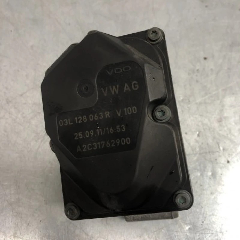 Clapeta de acceleratie / Volkswagen Passat B7 2012 / Motor, racire si evacuare