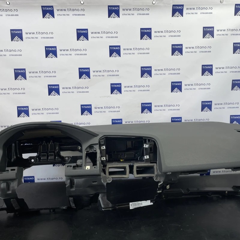 Plansa bord / Volvo XC60 D4 2016 / Interior