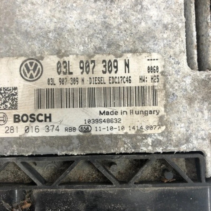 Calculator motor ecu / Volkswagen Passat B7 2012 / Audio si electronice