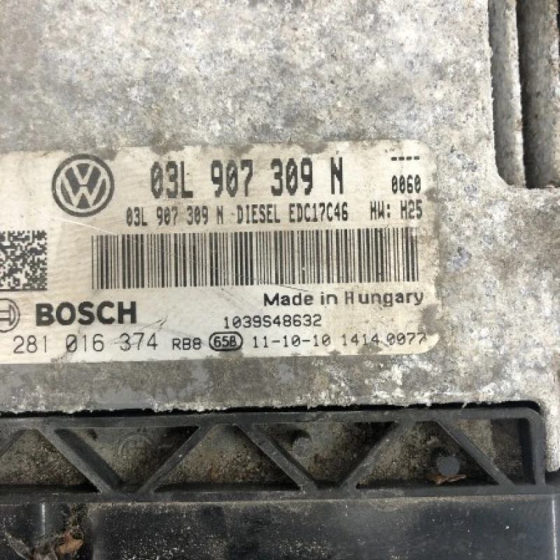 Calculator motor ecu / Volkswagen Passat B7 2012 / Audio si electronice