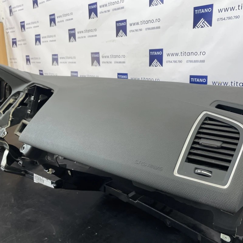 Plansa bord / Volvo XC60 D4 2016 / Interior