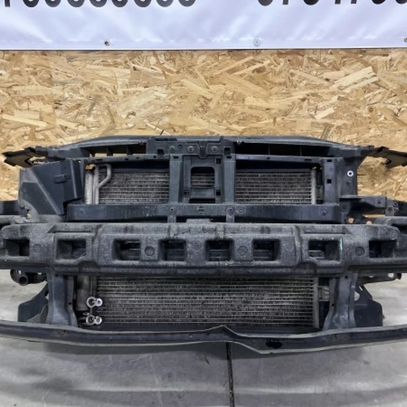 Trager complet cu radiatoare si armatura / Volkswagen Passat B6 2010 / Caroserie, oglinzi si faruri