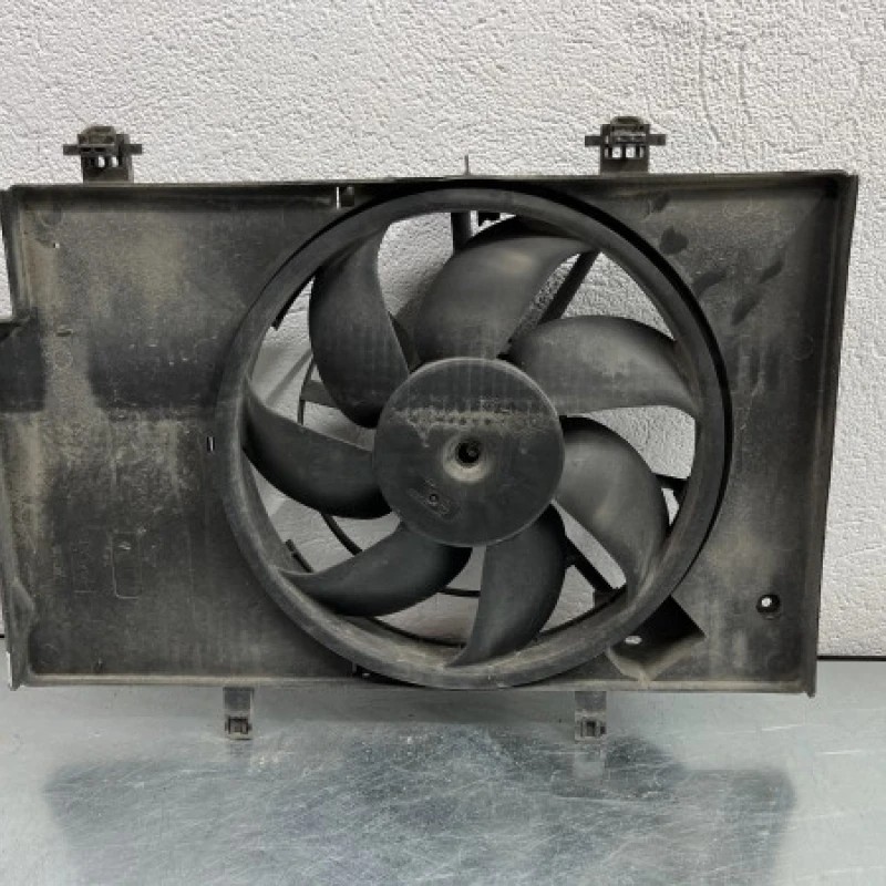 Electroventilator / Ford Fiesta MK6 2011 / Motor, racire si evacuare