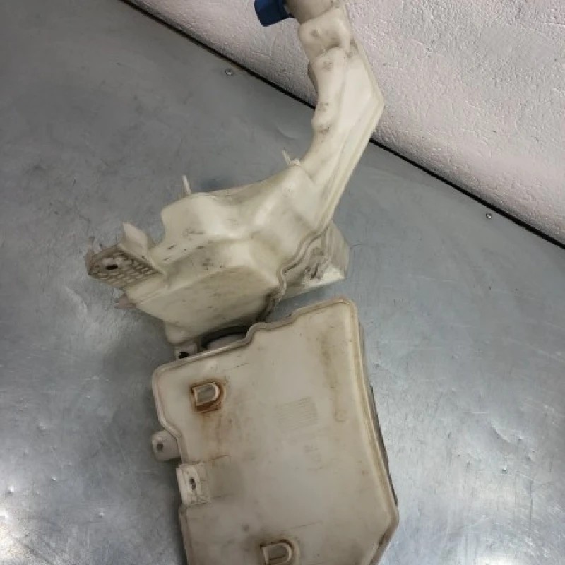 Vas lichid parbriz strop gel Volkswagen Passat B6 2010