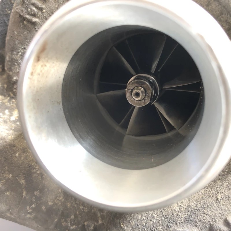 Turbosuflanta turbo turbina / Audi A4 B8 2013 / Motor, racire si evacuare