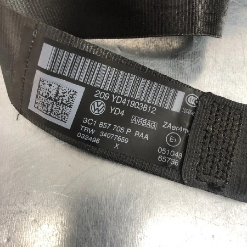 Centura stanga fata / Volkswagen Passat B7 2012 / Interior