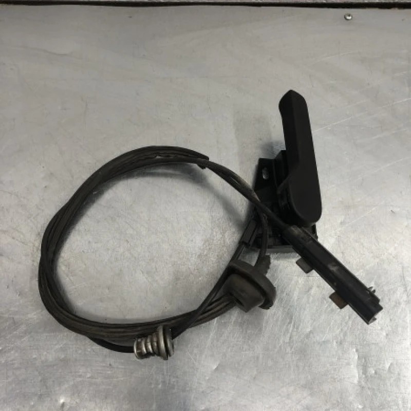 Cablu deschidere capota cu maner Volkswagen Passat B7 2012