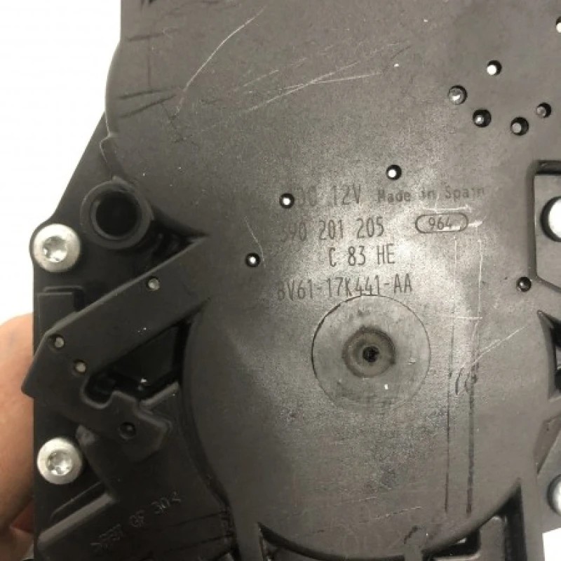 Motoras stergator haion / Ford Focus MK3 2011 / Caroserie, oglinzi si faruri