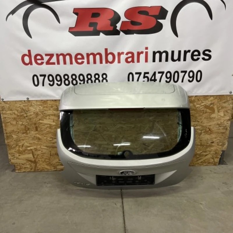 Haion / Ford Focus MK3 2011 / Caroserie, oglinzi si faruri