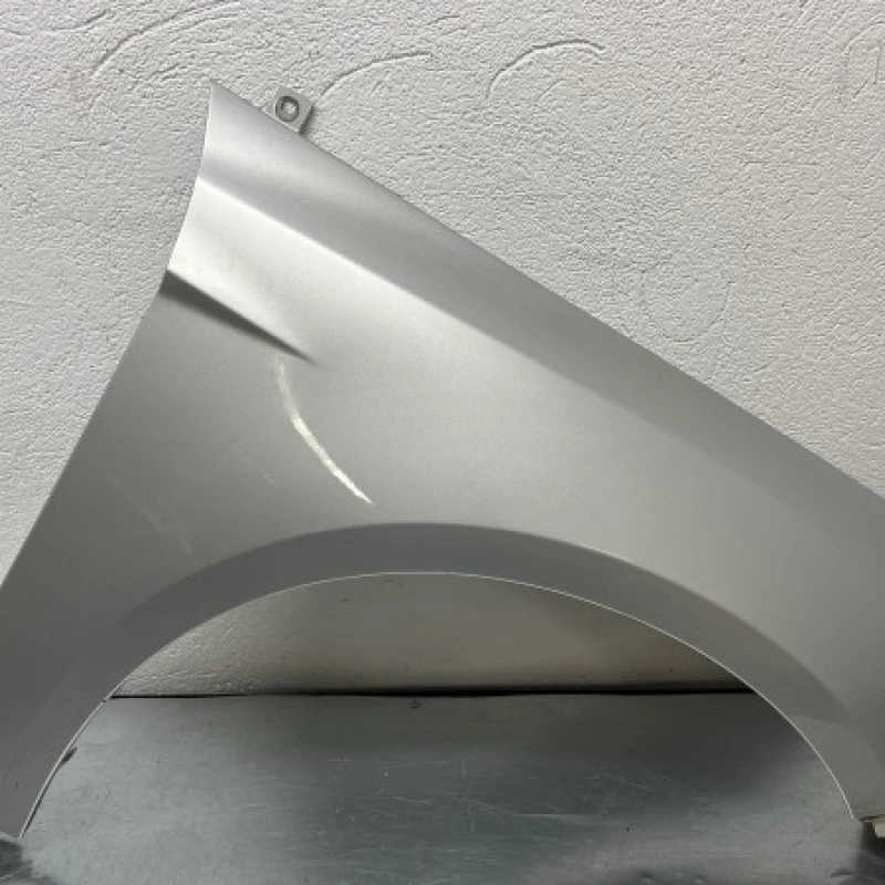Aripa dreapta fata / Ford Focus MK3 2011 / Caroserie, oglinzi si faruri