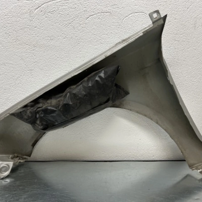 Aripa dreapta fata / Ford Focus MK3 2011 / Caroserie, oglinzi si faruri