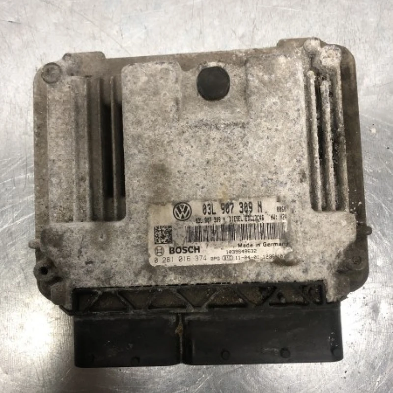 Calculator motor ecu Volkswagen 
