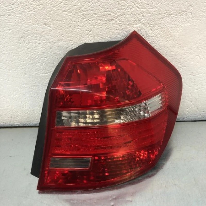 Stop dreapta caroserie BMW Seria 1 E87 LCI 2011