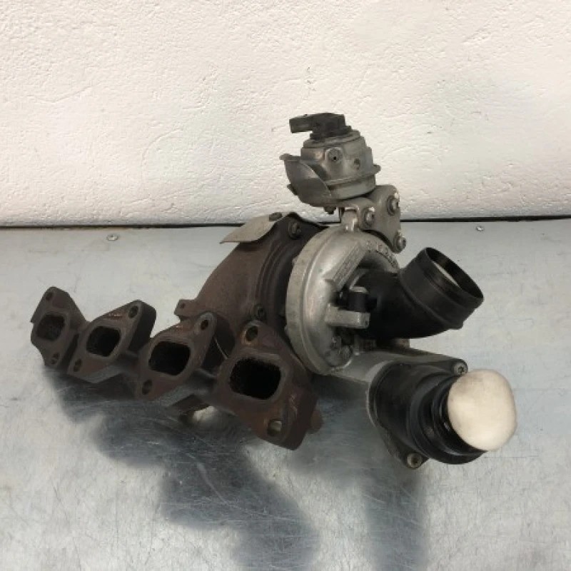 Turbosuflanta turbo turbina Volkswagen Passat B7 2012