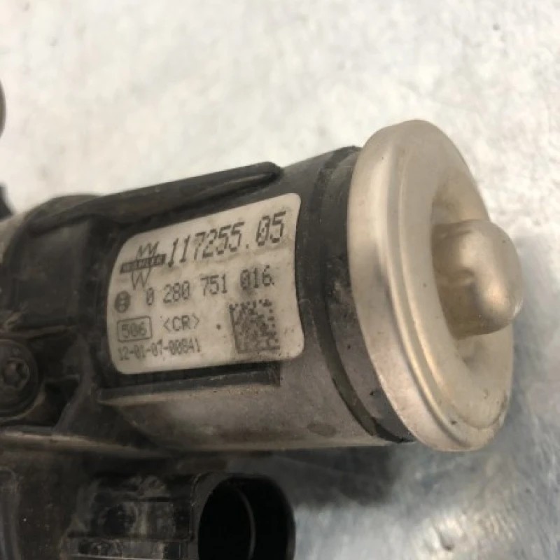 Racitor gaze EGR / Volkswagen Passat B7 2012 / Motor, racire si evacuare