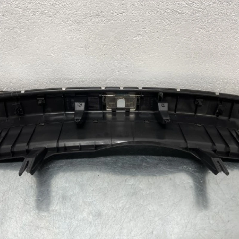 Ornament cromat portbagaj / Audi   2010 / Anvelope