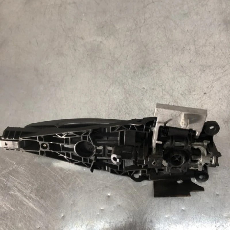 Maner usa dreapta fata / Opel Insignia A 2009 / Caroserie, oglinzi si faruri