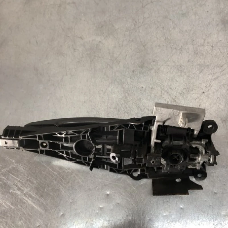 Maner usa dreapta fata / Opel Insignia A 2009 / Caroserie, oglinzi si faruri