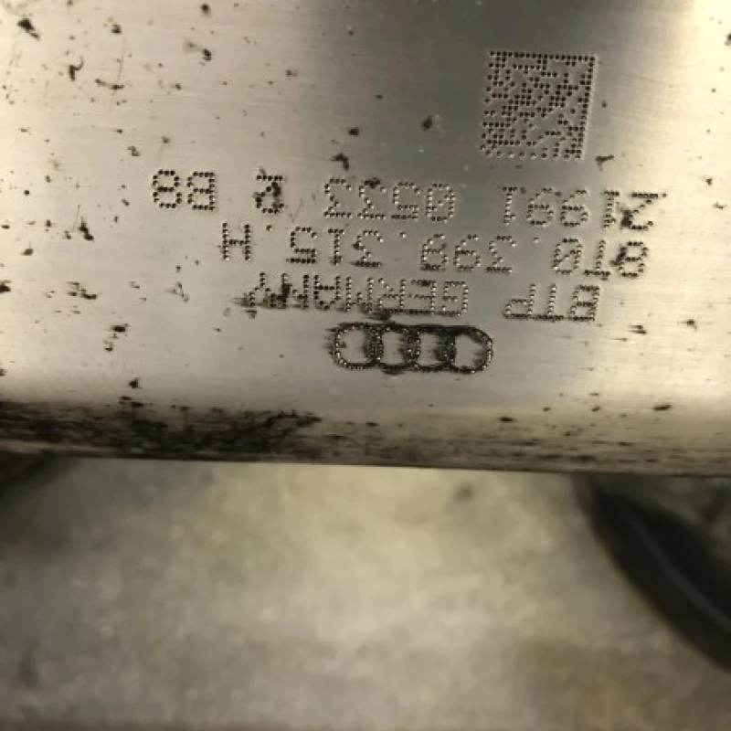 Jug suport motor / Audi A4 B8 2009 / Motor, racire si evacuare