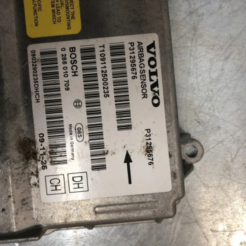 Modul calculator airbag / Volvo V70 V70 2010 / Caroserie, oglinzi si faruri