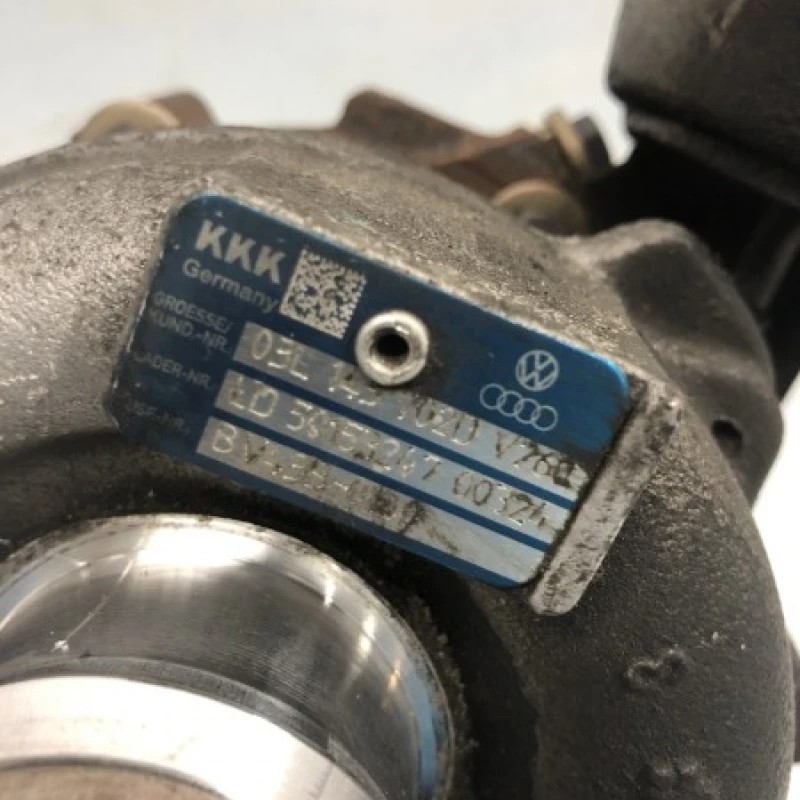 Turbosuflanta turbo turbina / Audi A4 B8 2009 / Motor, racire si evacuare
