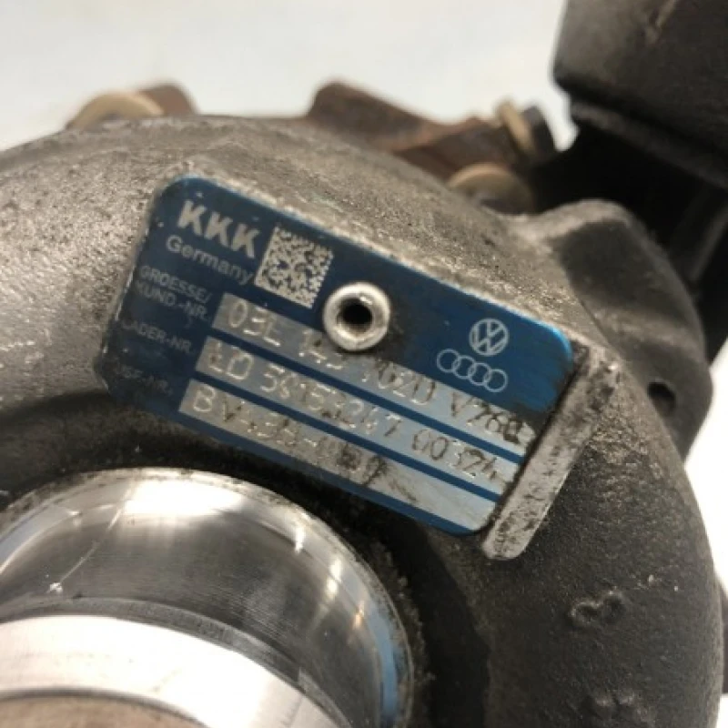Turbosuflanta turbo turbina / Audi A4 B8 2009 / Motor, racire si evacuare
