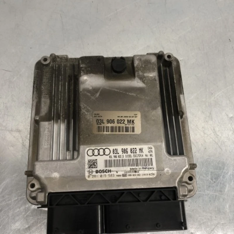 Calculator motor ecu Audi 
