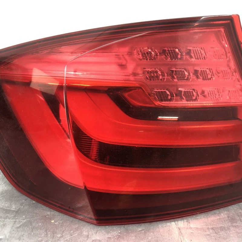 Stop stanga caroserie / BMW Seria 5 F11 2013 / Caroserie, oglinzi si faruri