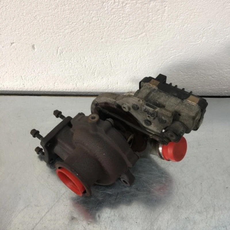 Turbosuflanta turbo turbina Volvo 