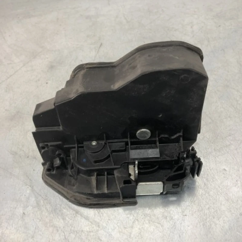 Iala broasca usa dreapta spate BMW 