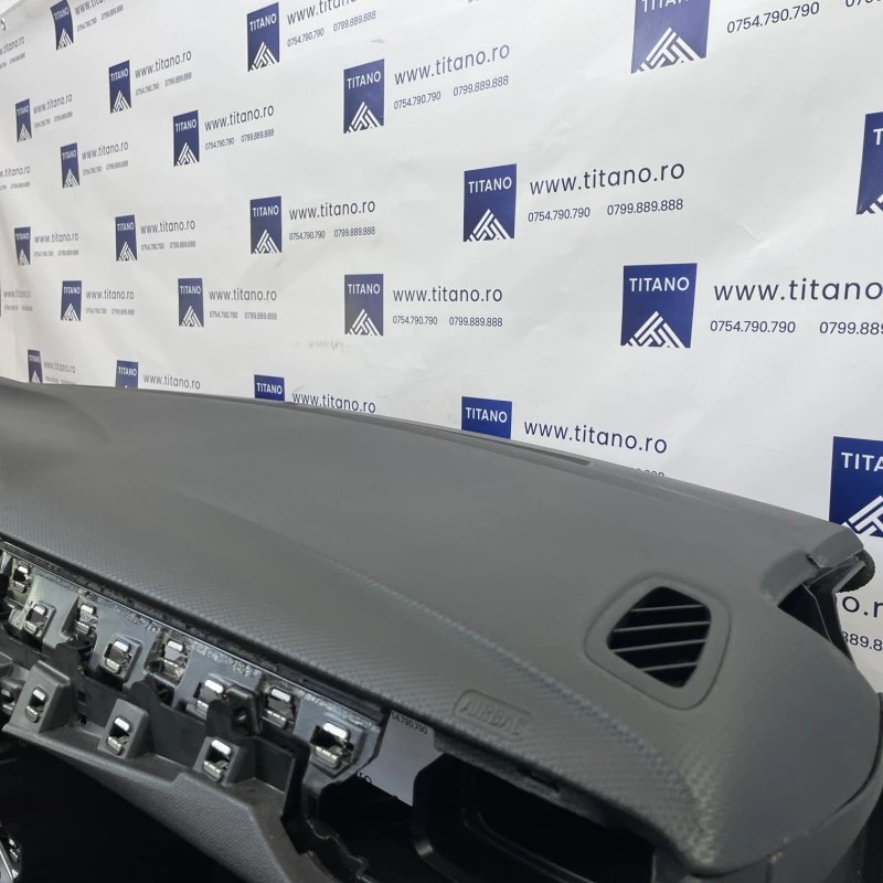 Plansa bord / Opel Corsa F 2021 / Interior