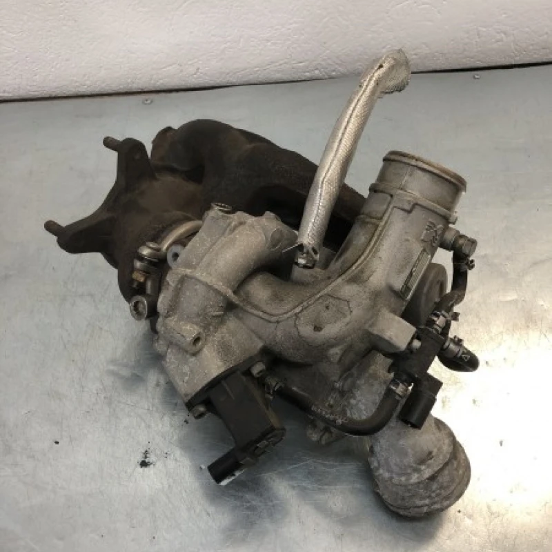 Turbosuflanta turbo turbina / Volkswagen   2010 / Motor, racire si evacuare