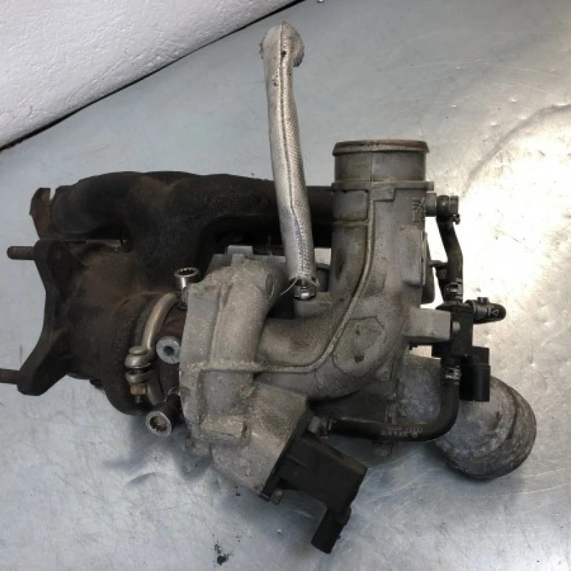 Turbosuflanta turbo turbina / Volkswagen Golf MK6 2010 / Motor, racire si evacuare