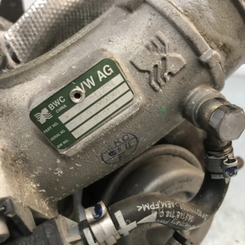 Turbosuflanta turbo turbina / Volkswagen Golf MK6 2010 / Motor, racire si evacuare