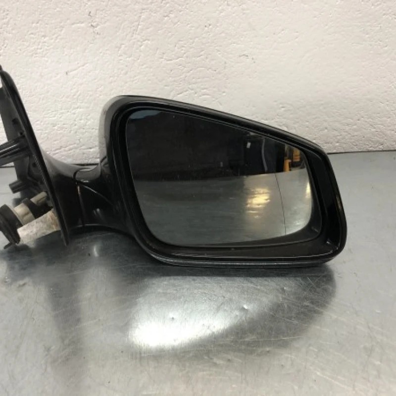 Oglinda dreapta / BMW Seria 5 F11 2013 / Caroserie, oglinzi si faruri