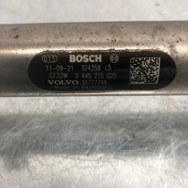 Rampa injectoare cu senzor / Volvo V70 V70 2010 / Motor, racire si evacuare