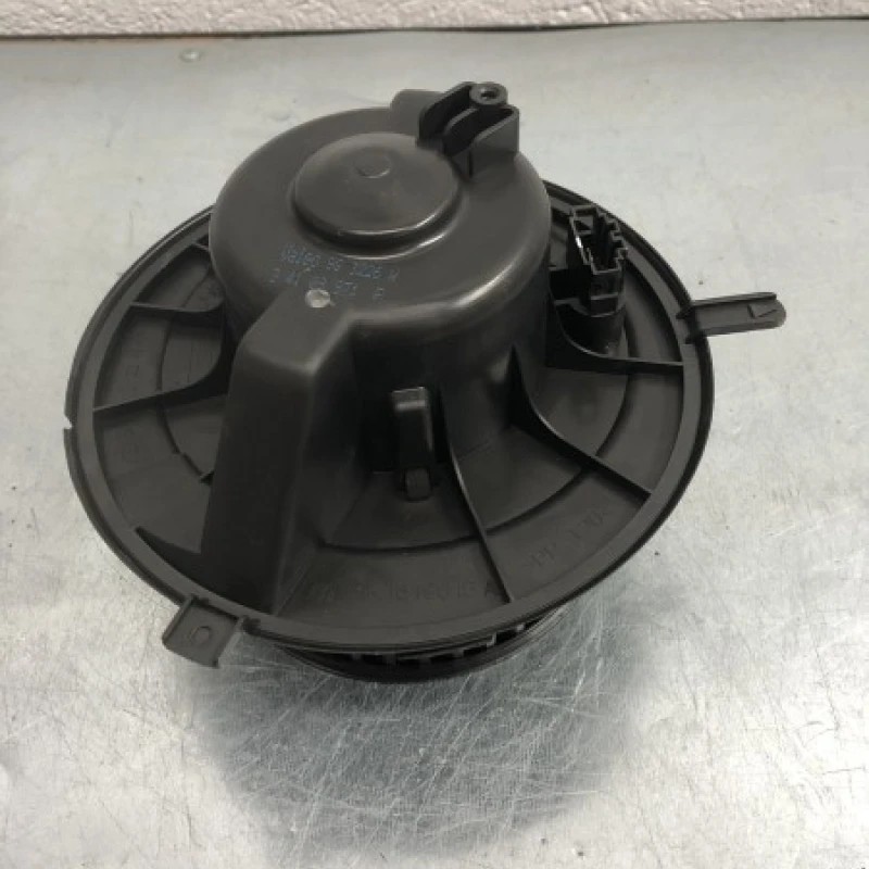 Ventilator aeroterma bord / Volkswagen Golf MK6 2010 / Climatizare