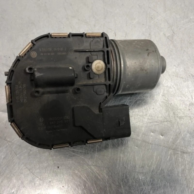 Motoras stergatoare parbriz / Volkswagen Golf MK6 2010 / Caroserie, oglinzi si faruri